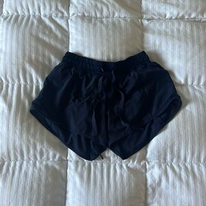 Lululemon hotty hot shorts with drawstrings 4 inch in navy: size 4